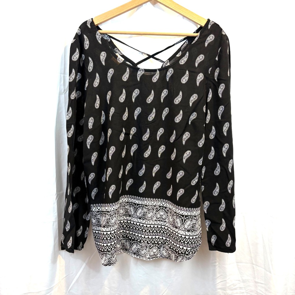 Women's Black & White‎ 100% Rayon Tunic Top Paisley Print, Size Large
